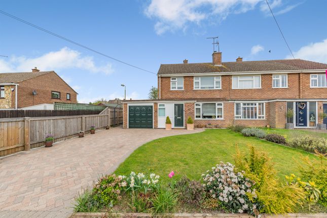 3 bed semi-detached house