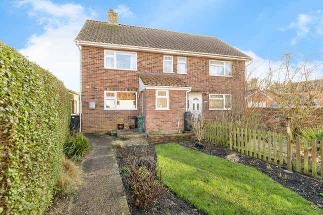 2 bedroom semi-detached house for sale