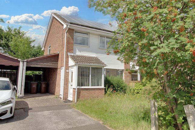 Ballerat Crescent, Heron Ridge... 3 bed semi