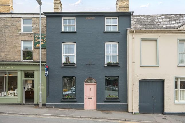 4 bedroom town house for sale