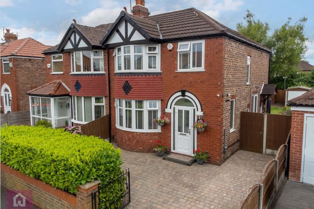 Rossett Avenue, Timperley, Cheshire... 3 bed semi