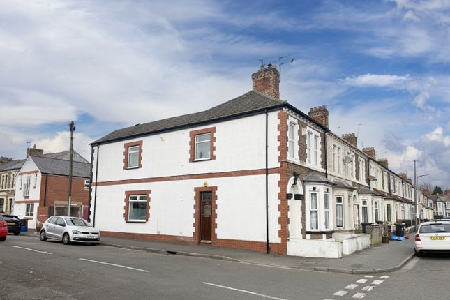 5 bedroom end of terrace house for sale