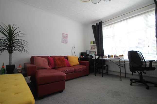 First Floor Flat, Bulstrode Avenue... 1 bed flat for sale