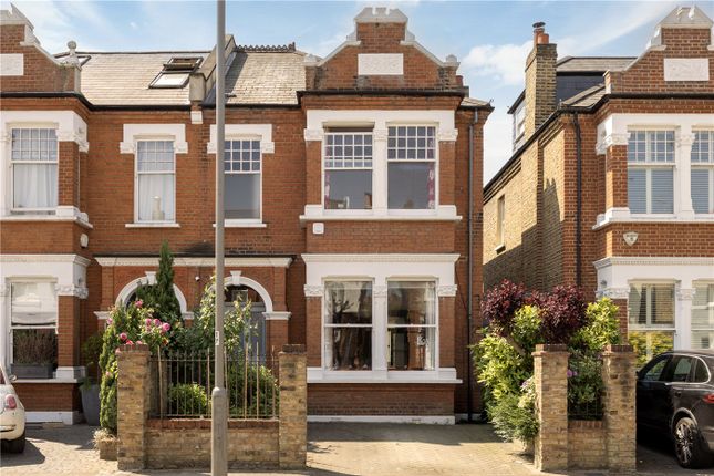 4 bedroom semi-detached house for sale