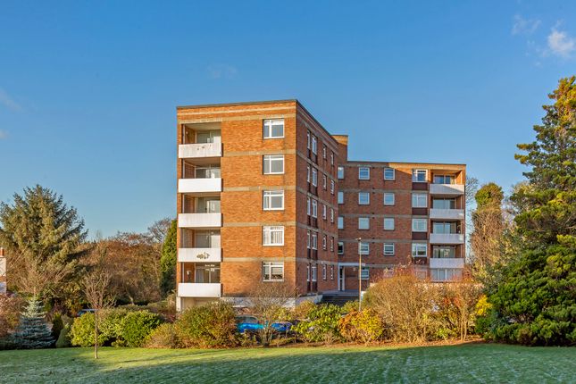 4 Almond Court West, 3 Braehead Park... 4 bed flat for sale
