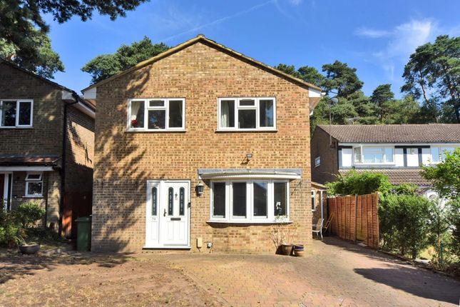 79 Harvey Road, Owlsmoor, Sandhurst... 5 bed detached house for sale