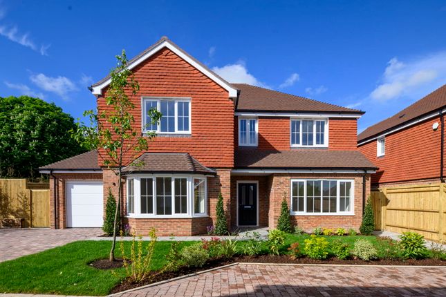 4 bed detached house
