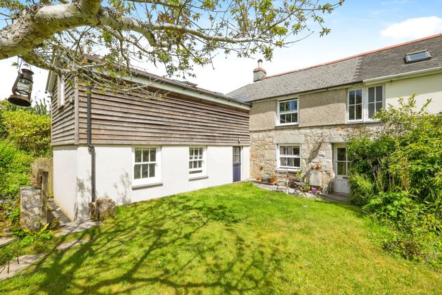 5 bedroom semi-detached house for sale