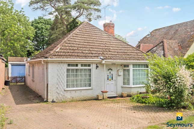 Oak Tree Close, Guildford GU4 3 bed bungalow for sale