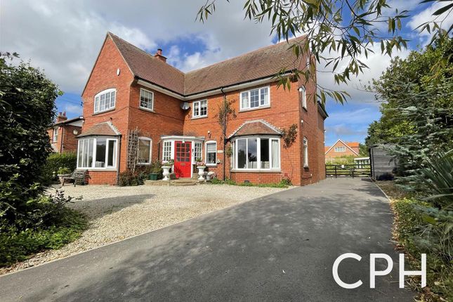 Seamer Road, Scarborough 5 bed detached house for sale