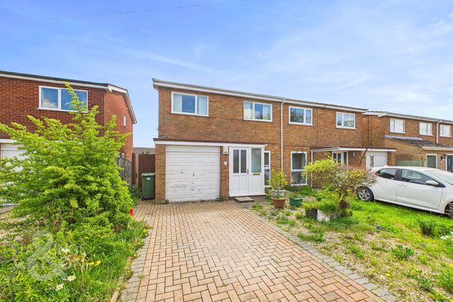 New Road, Hethersett, Norwich 3 bed semi