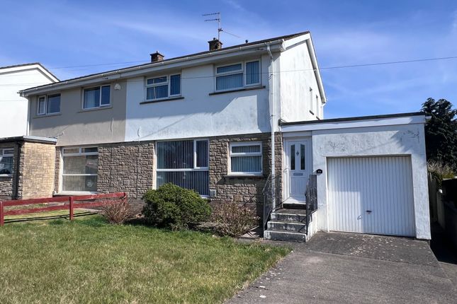 Gibbonsdown Rise, Barry, CF63 3 bed semi