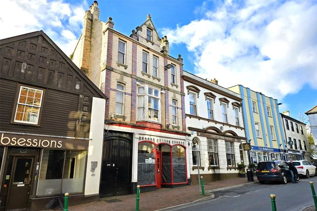 5 bed terraced house