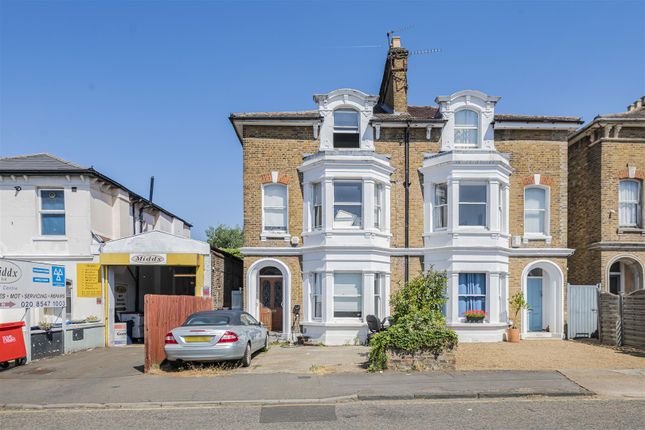 Clifton Road, Kingston Upon Thames KT2 4 bed semi
