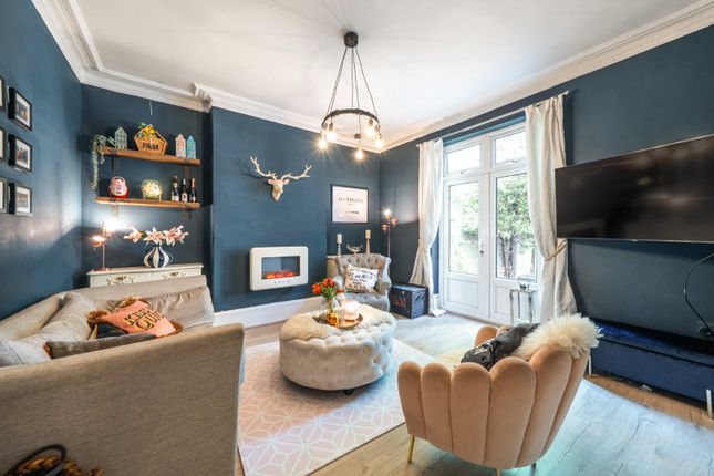 St Paul's Avenue, London, NW2 1 bed flat for sale