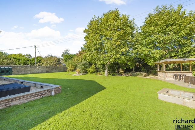 The Crescent, Common Platt... 4 bed bungalow for sale