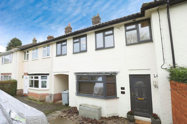 4 bedroom terraced house for sale