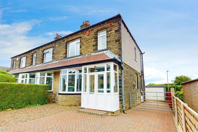 Beldon Lane, Bradford 3 bed townhouse for sale