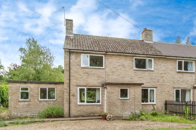 3 bedroom semi-detached house for sale