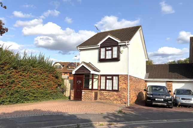 Kingsash Drive, Hayes 2 bed house for sale