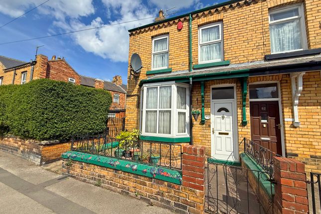 St. Johns Road, Scarborough YO12 2 bed semi