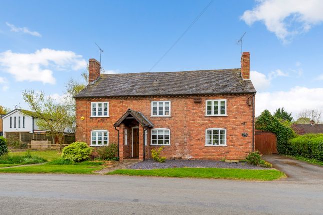 Grafton Flyford, Worcestershire 4 bed detached house for sale