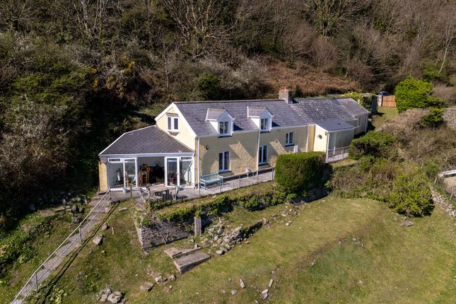 Pendine, Carmarthen, SA33 4 bed detached house for sale