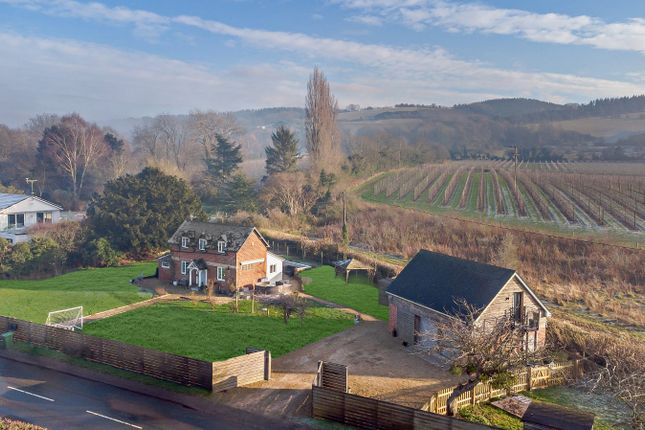 Dormington, Hereford, Herefordshire 3 bed detached house for sale