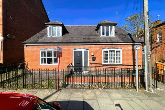 Westleigh Road, Leicester LE3 4 bed detached bungalow for sale