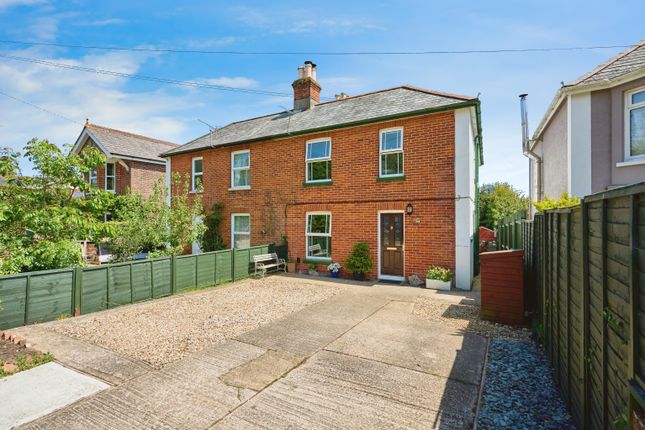 4 bedroom semi-detached house for sale