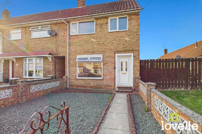 Lymington Garth, Kingston upon Hull HU4 3 bed end of terrace house for sale