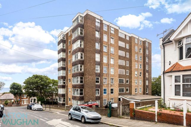 Belle Vue Gardens, Brighton BN2 1 bed apartment for sale