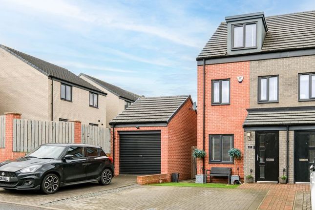 3 bedroom semi-detached house for sale