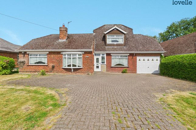 Gainsborough Road, Middle Rasen, LN8 3 bed detached bungalow for sale