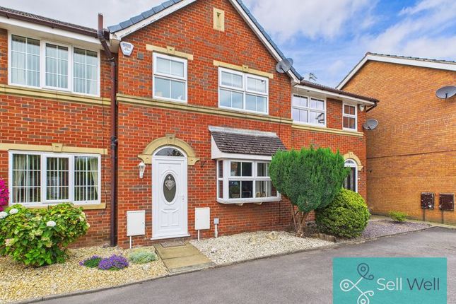 Linnets Wood Mews, Manchester M28 3 bed terraced house for sale