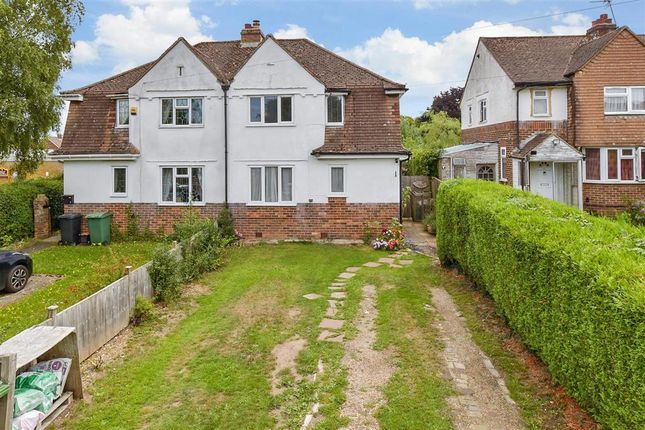 Stockett Lane, Coxheath, Maidstone, Kent 3 bed semi