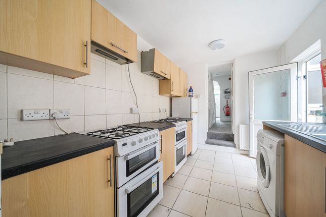 8 bedroom terraced house for sale