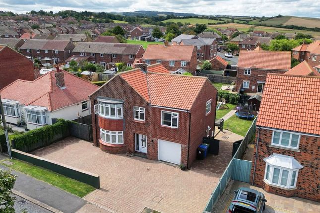 51 Love Lane, Whitby 4 bed detached house for sale