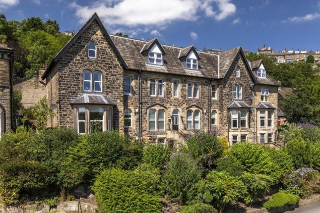 Thorncrest, Browgate, Baildon, Shipley 1 bed apartment for sale
