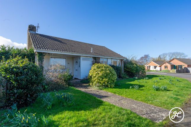 Town Close, Stogursey, Bridgwater 2 bed detached bungalow for sale