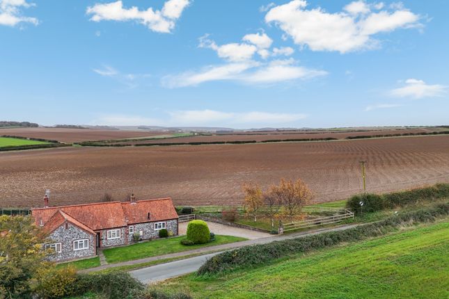 30 Beacon Hill Road, Burnham Market... 3 bed detached bungalow for sale