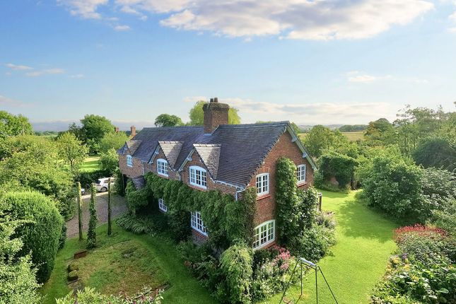 Checkley Lane, Checkley, CW5 6 bed property for sale
