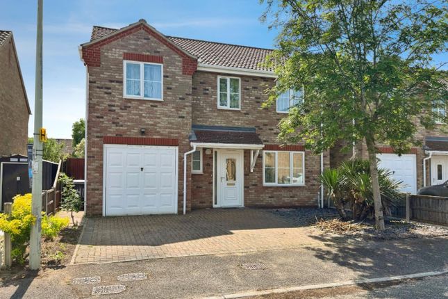Primrose Drive, Brandon IP27 4 bed detached house for sale