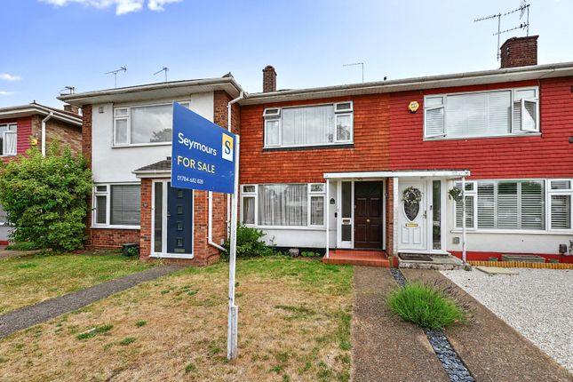 Park Road, Surrey TW19 2 bed terraced house for sale