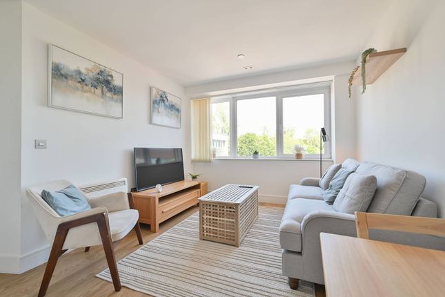 Pinnacle House, Hemel Hempstead... 1 bed flat for sale