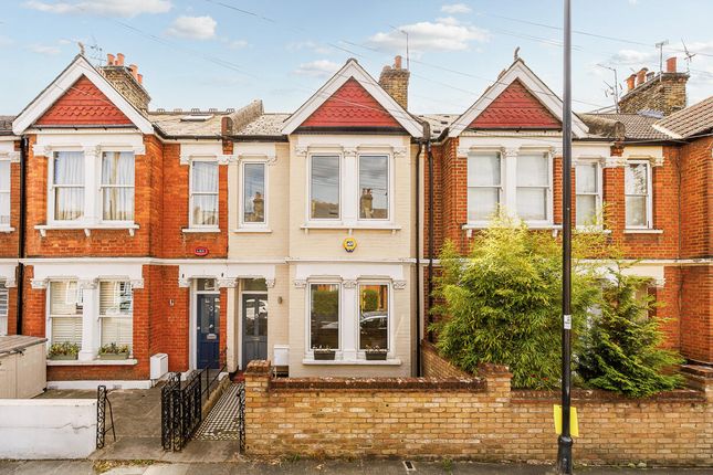 Ivy Crescent, London 3 bed terraced house for sale