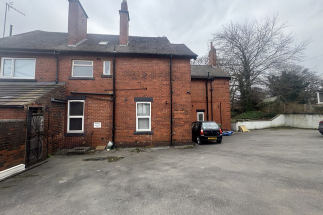 5 bedroom semi-detached house for sale