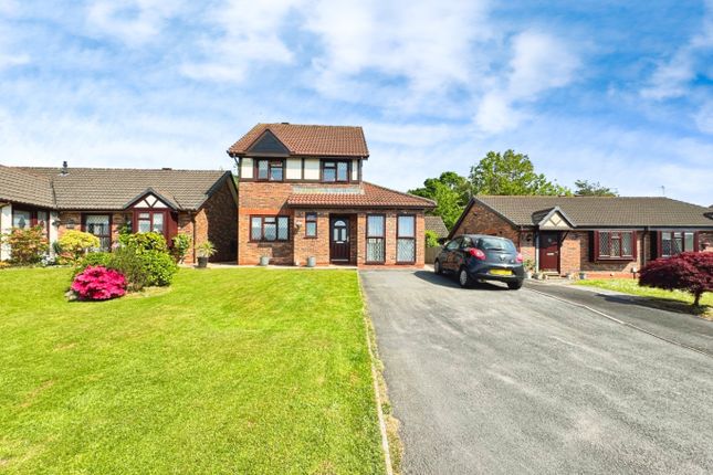 Heol Penycae, Gorseinon, Swansea... 3 bed detached house for sale