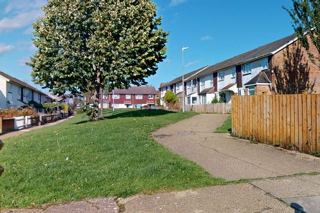Luddenham Close, Ashford TN23 3 bed terraced house for sale