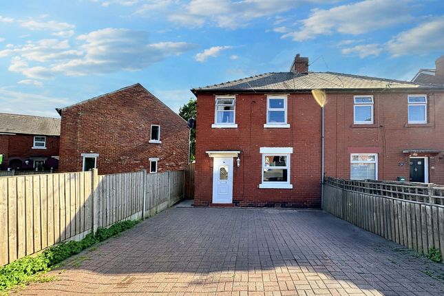 Polefield Circle, Prestwich, M25 3 bed semi